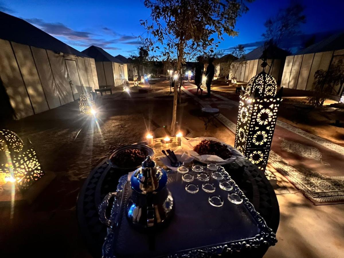 Akabar Luxury Desert Camp เมอร์ซูกา ภายนอก รูปภาพ