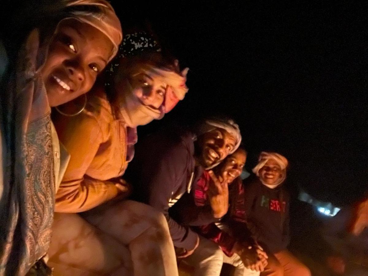 Akabar Luxury Desert Camp เมอร์ซูกา ภายนอก รูปภาพ