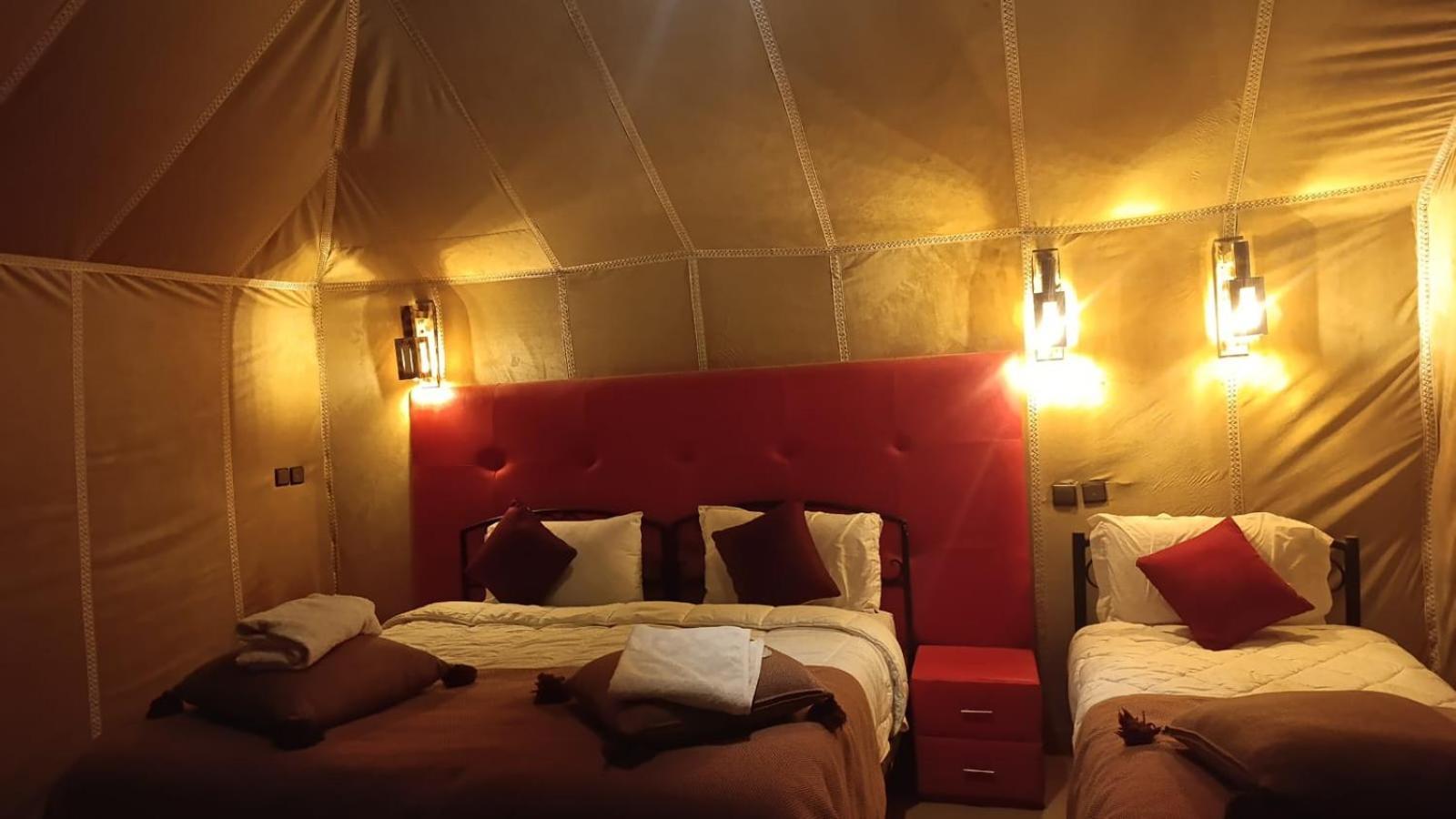 Akabar Luxury Desert Camp เมอร์ซูกา ภายนอก รูปภาพ